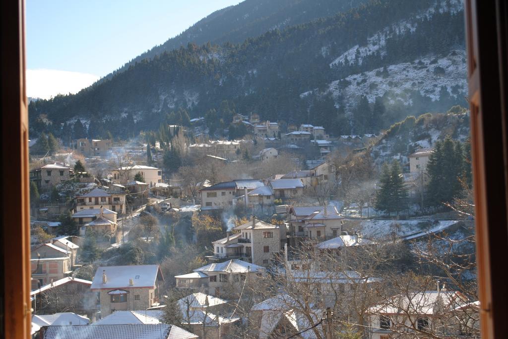 To Balkoni Tis Agorianis Hotel Eptalofos Bilik gambar